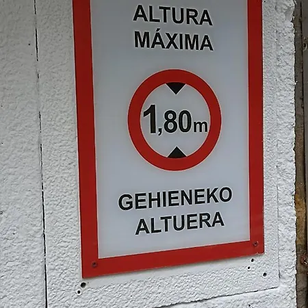 Mentura Centro De Parking Free San Sebastian